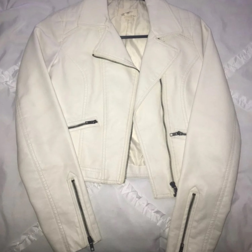 Leather Jacket - Picture 2 of 5